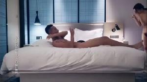 九总探花 红衣美女